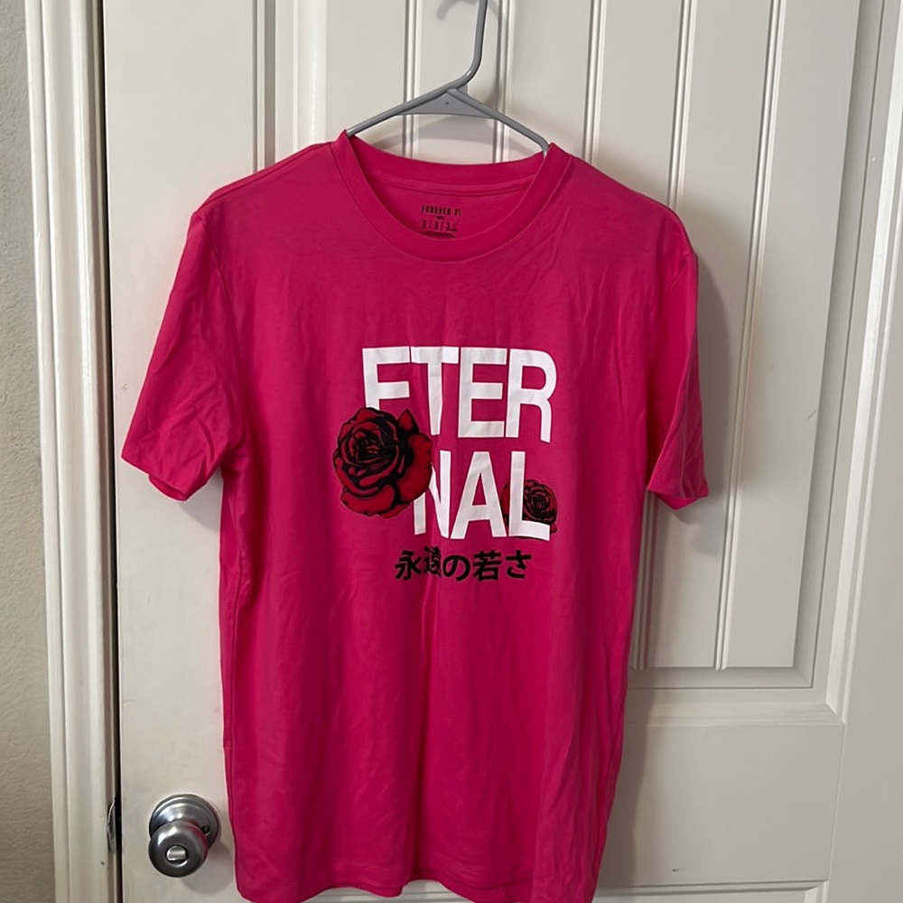 Pink t-shirt